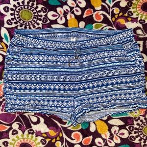 Old Navy Size XXL Blue Printed Soft Shorts